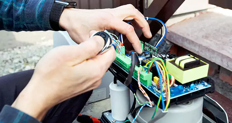 Automatic Driveway Gate Repair in Casselberry, FL