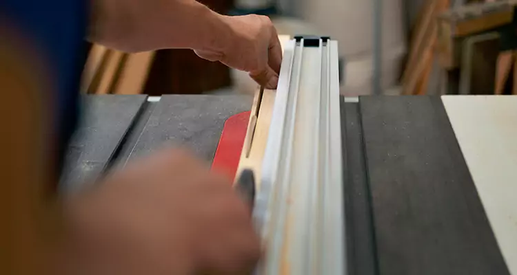 Bifold Door Seal Repair in Casselberry, FL