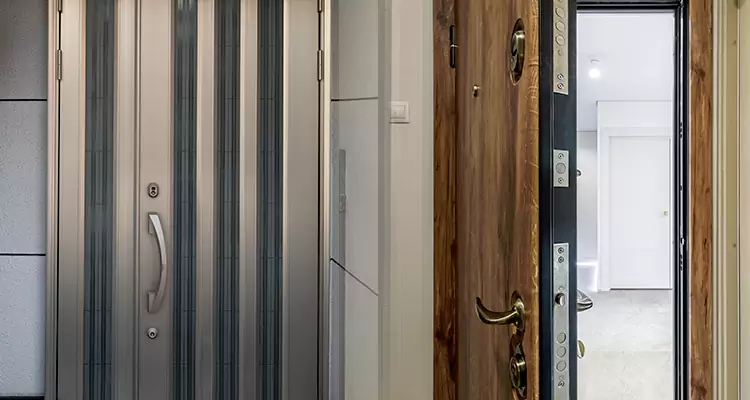 Burglar Proof Front Door Repair in Casselberry, FL