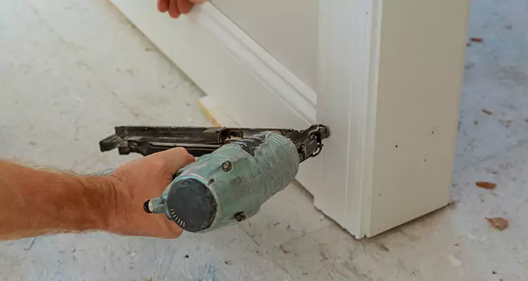 Fix Garage Door Panel in Casselberry, FL