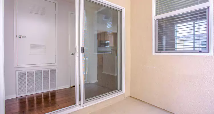 Sliding Screen Door Track Repair in Casselberry, FL