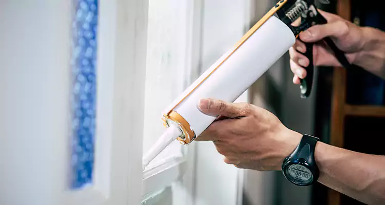 Windows Leaking Air Repair in Casselberry, FL