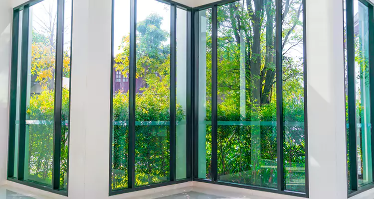 Emergency Balcony Door Glass Repair in Casselberry, FL