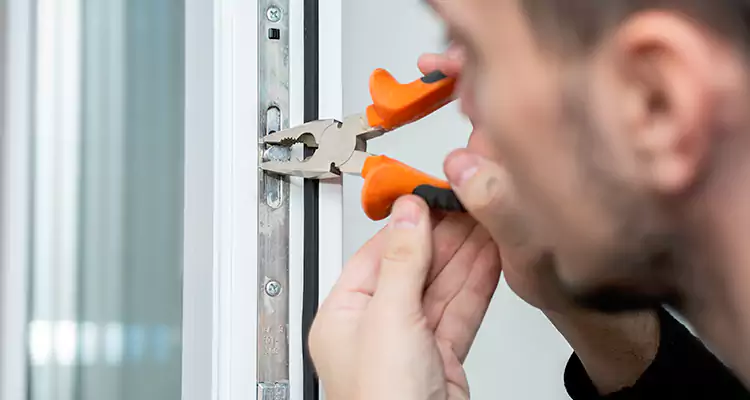 Patio Door Latch Repair in Casselberry, FL