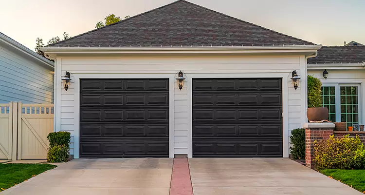 Residential Local Garage Door Repair in Casselberry, FL